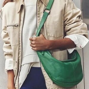 Free people idle hands sling green putt  leather bag NWT